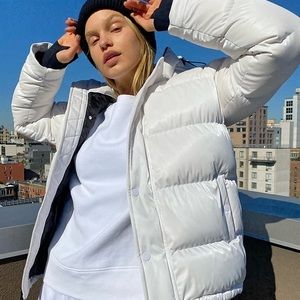 Aritzia Super Puff - white - liquid shine 🤍❄️